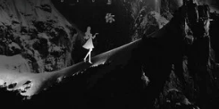 抖音我总是习惯黑夜里想你是什么歌