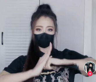 成双荡悠悠什么歌