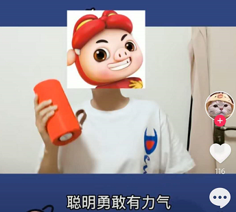 呼啦圈也没问题后空翻两周再敬个礼什么歌