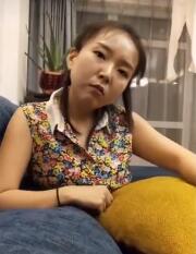 肘，跟我进屋是什么意思