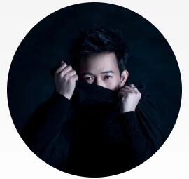 抖音夜深了难以入眠孤单的翻着照片什么歌