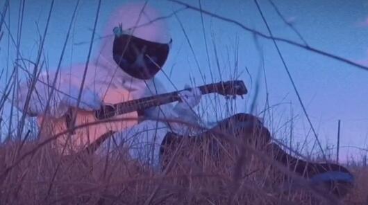 我看着你的侧脸是什么歌