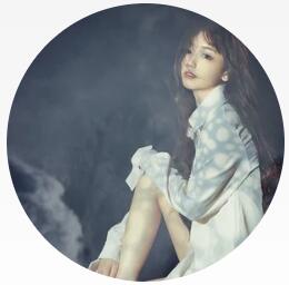 月落入深不见底的河是什么歌